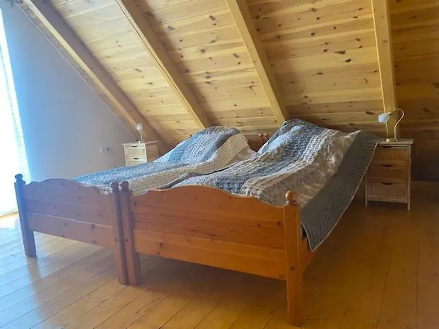 Eiross Apartmanhaz